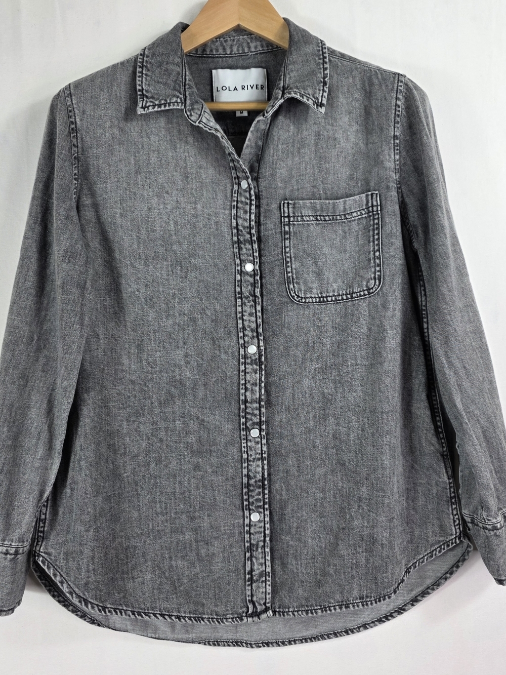 LOLA RIVER Denim Snap Button long sleeves Gray Button-Down Shirt